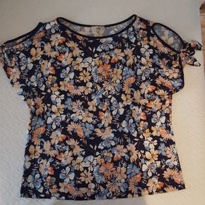Short Sleeve Floral Chiffon Top